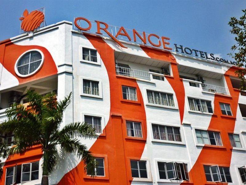 Orange Hotel Kota Kemuning @ Шах Алам Екстериор снимка