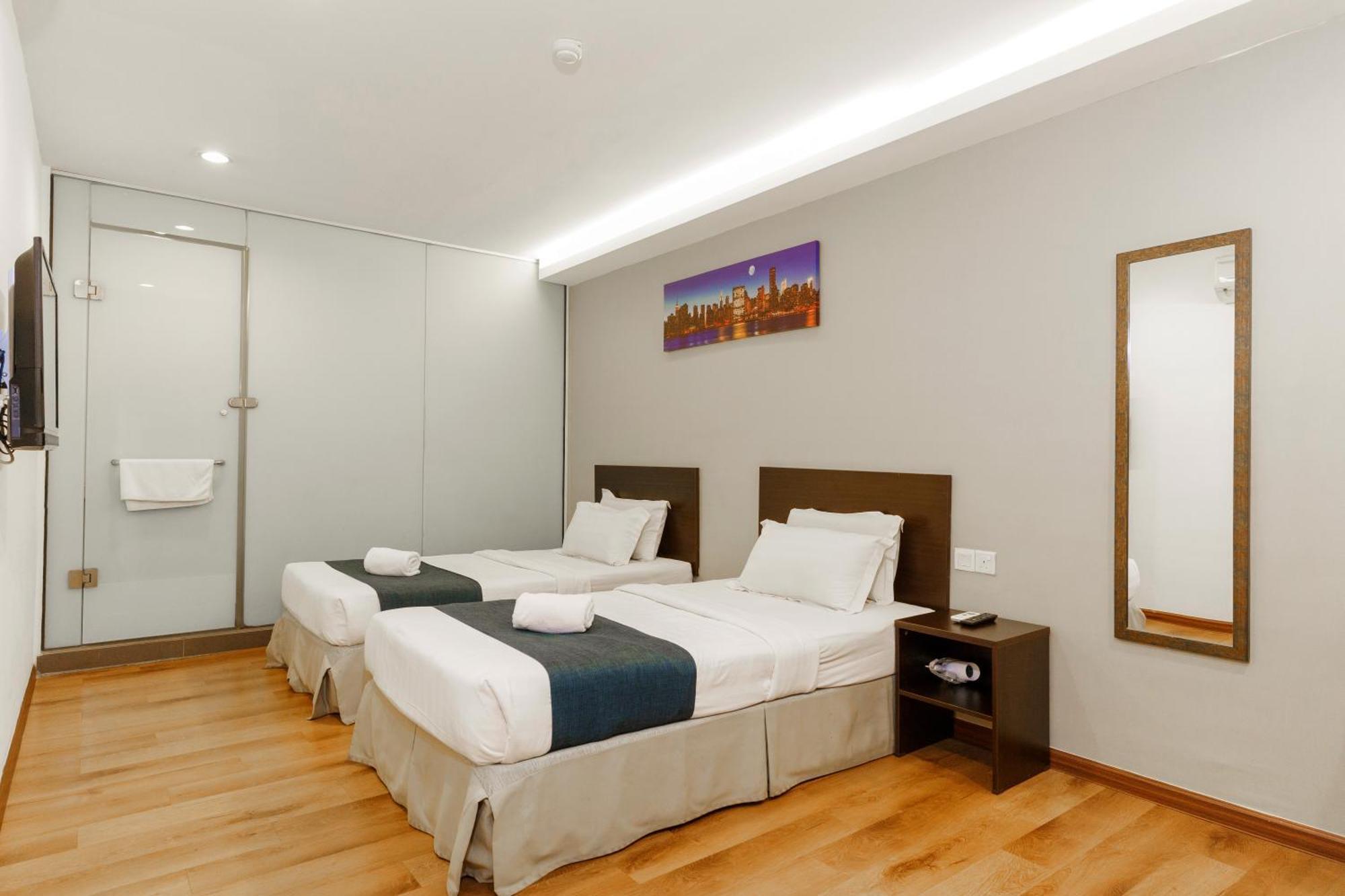 Orange Hotel Kota Kemuning @ Шах Алам Екстериор снимка