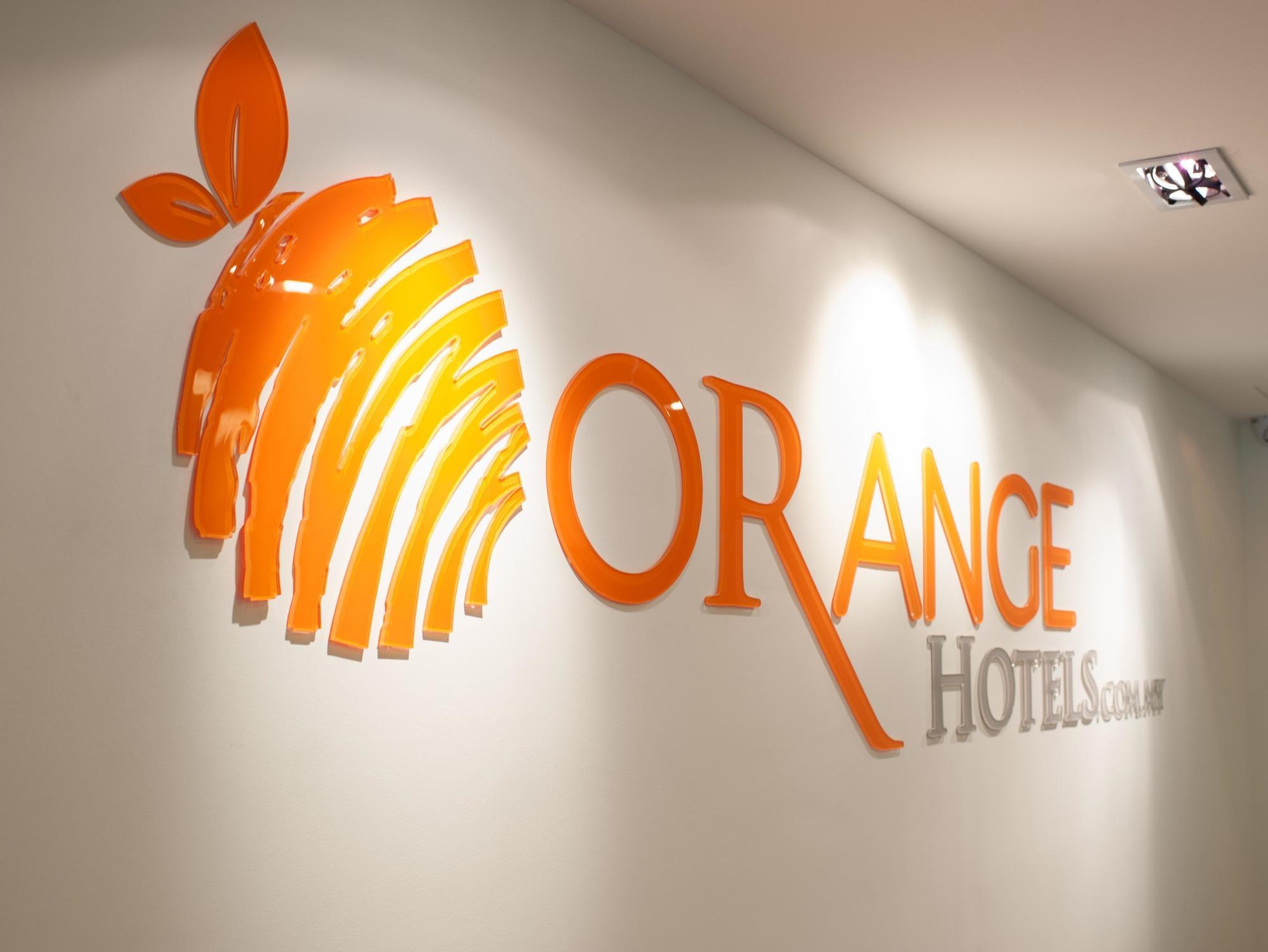 Orange Hotel Kota Kemuning @ Шах Алам Екстериор снимка