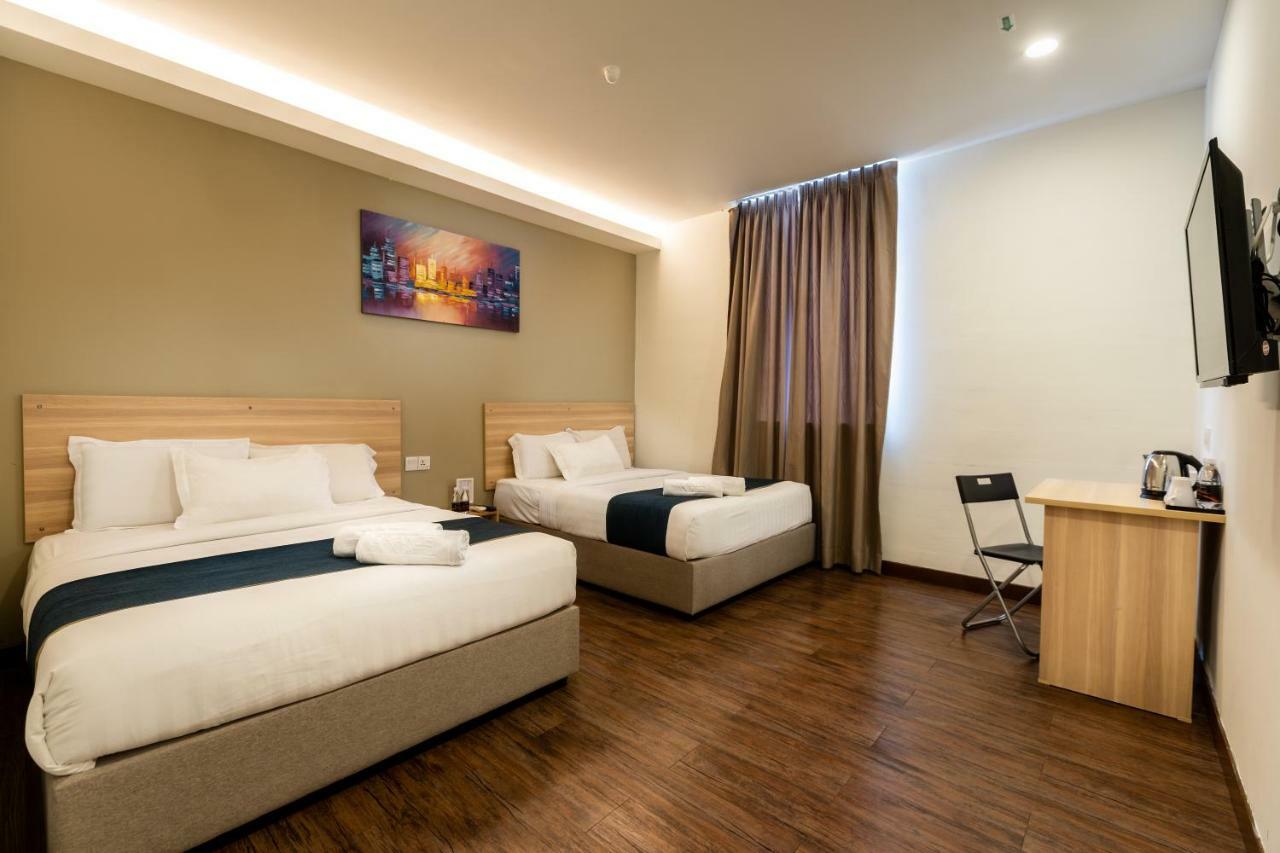 Orange Hotel Kota Kemuning @ Шах Алам Екстериор снимка