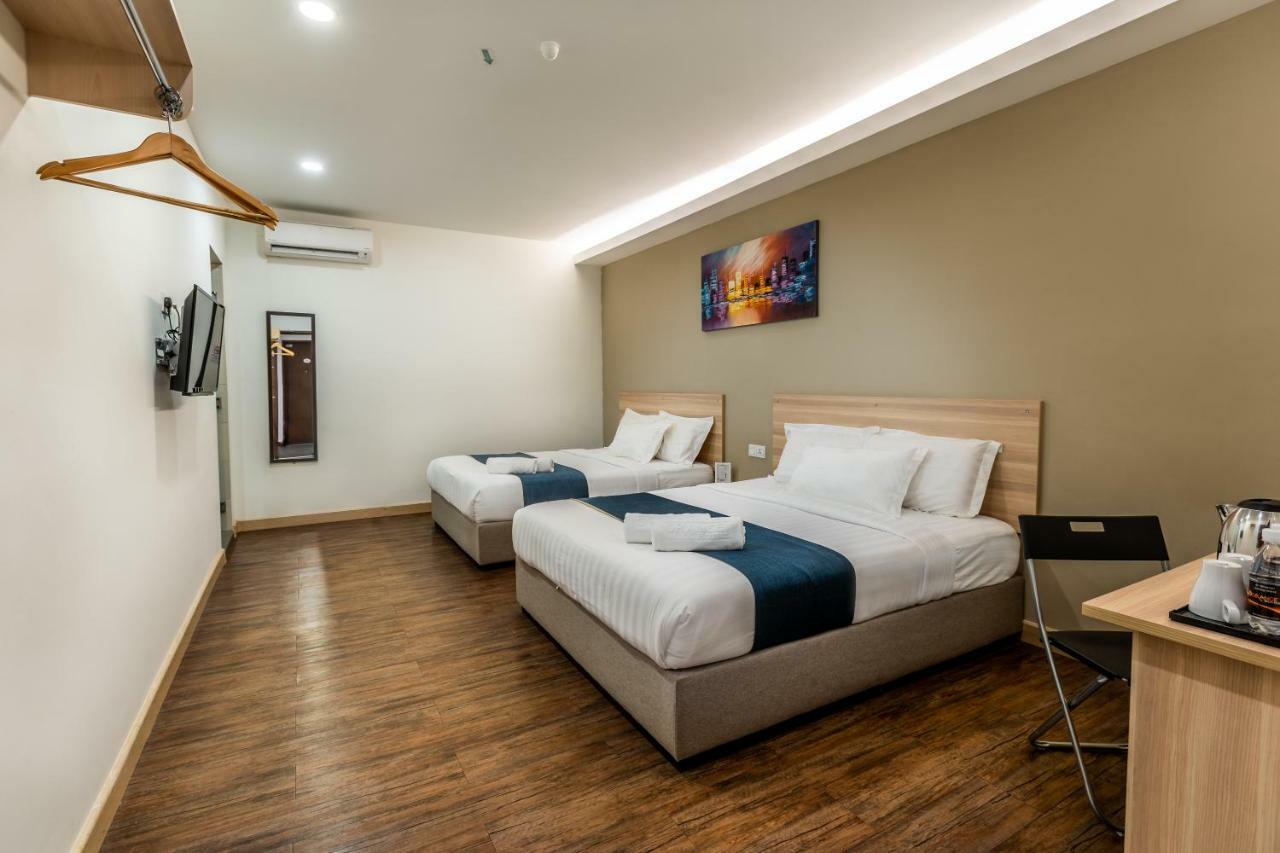 Orange Hotel Kota Kemuning @ Шах Алам Екстериор снимка